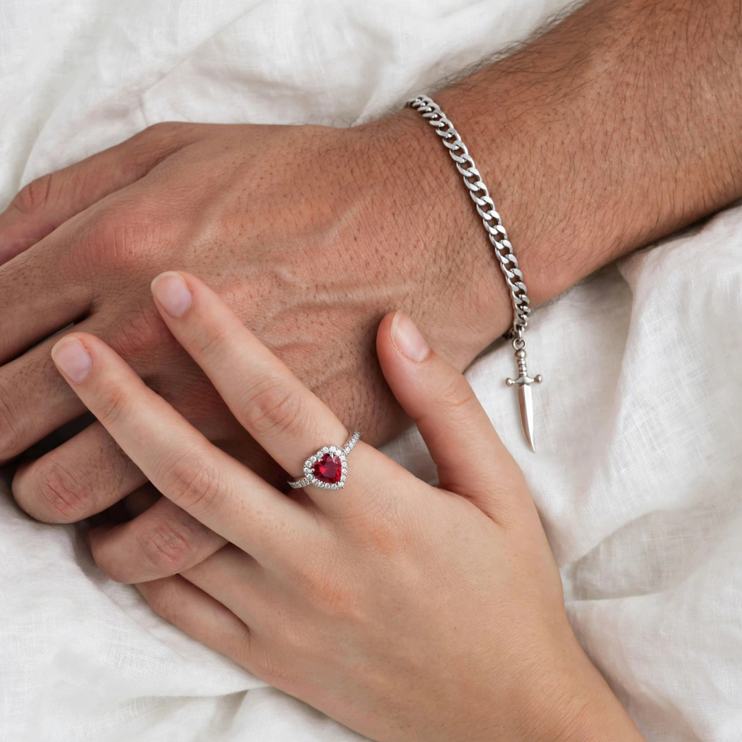Pulsera de espada y Anillo de corazón