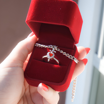 Pulsera de espada y Anillo de corazón