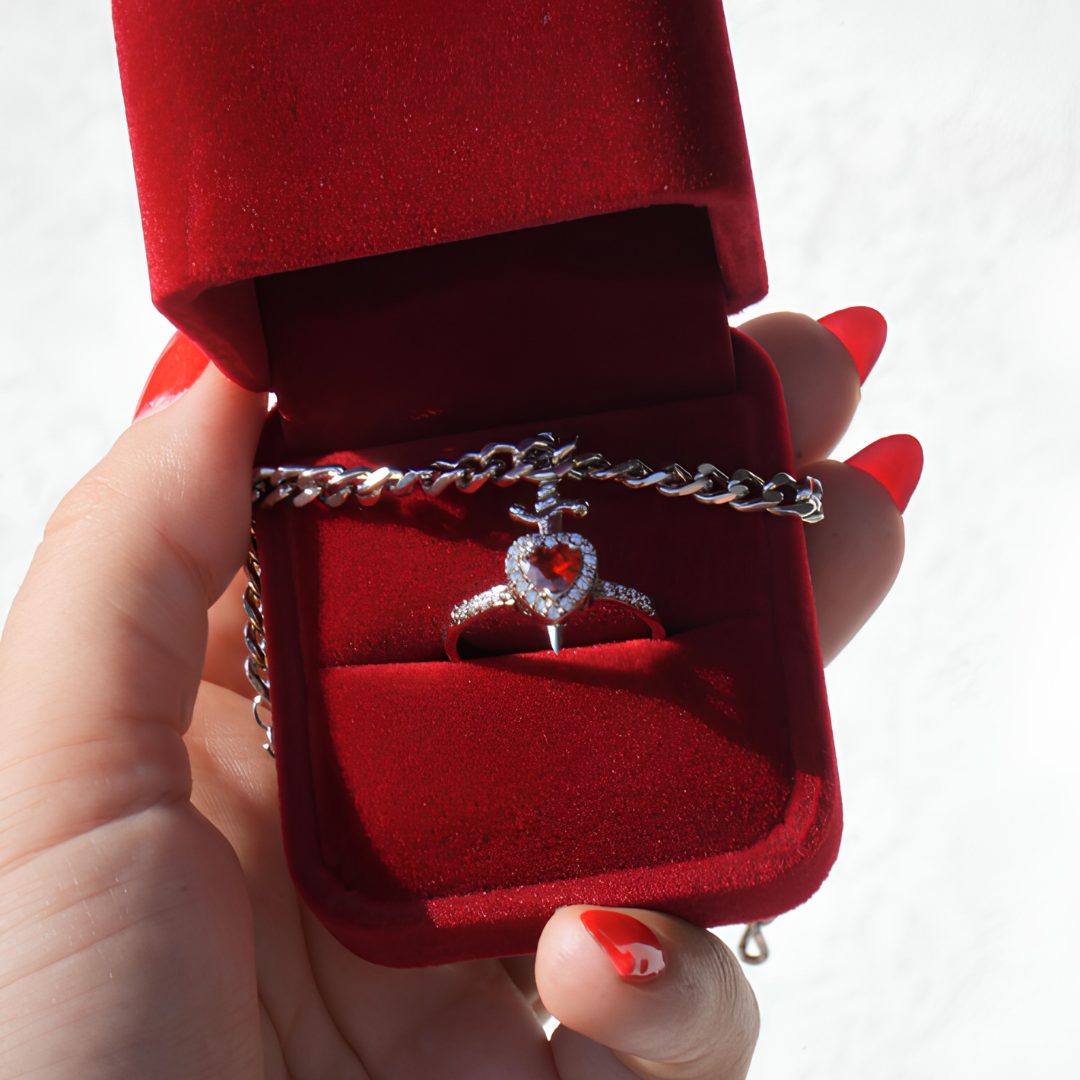 Pulsera de espada y Anillo de corazón